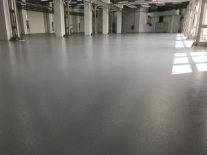 hala 1100m2 posadzka zw hali z zywicy